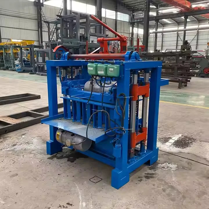 Máquina fabricadora de ladrillos huecos de hormigón semiautomática - vista 2